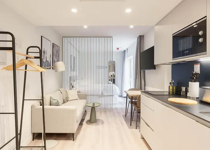 Limehome Madrid Calle de Juan Hurtado de Mendoza